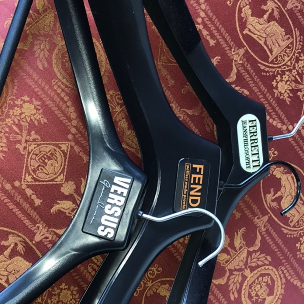 Brand name hangers